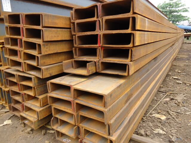 Thép hình U 200 x 76 x 5.2 x 12m