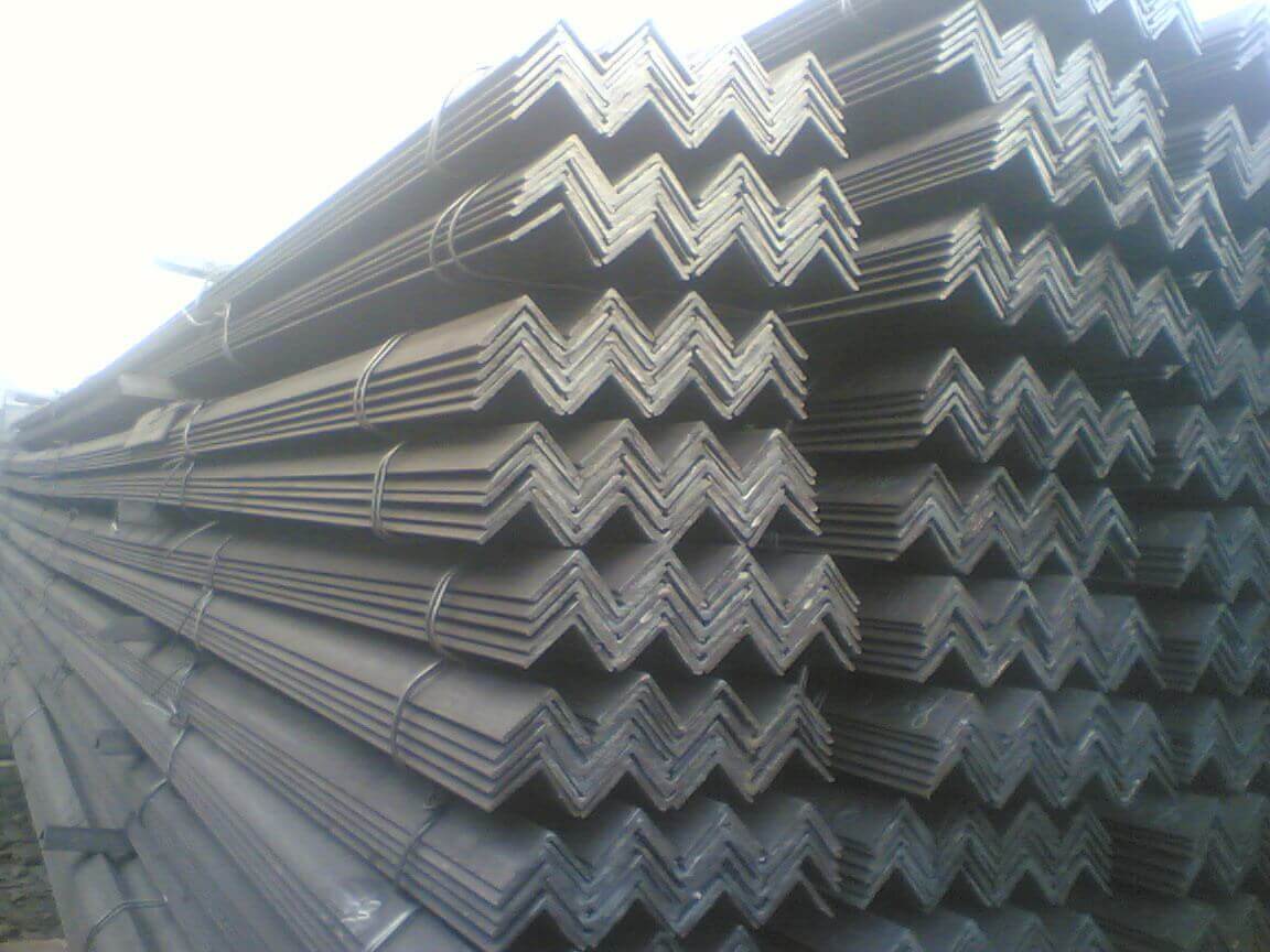 Thép V 40 x 40 x 4 x 6m